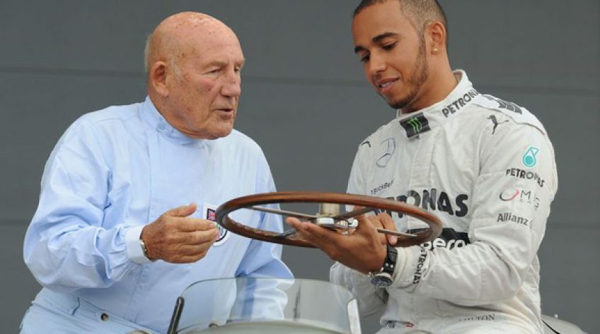 Huyền thoại F1 Sir Stirling Moss qua đời ở tuổi 90