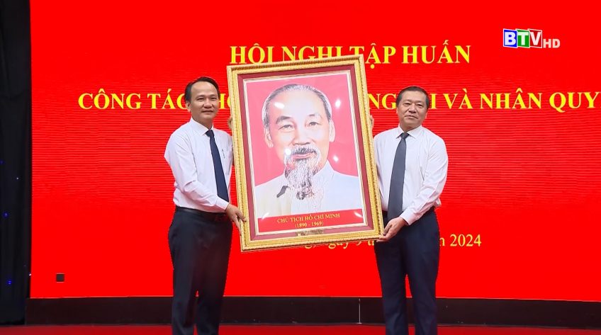 Tập huấn công tác thông tin đối ngoại và nhân quyền