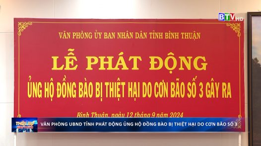 3 Văn phòng UBND tỉnh phát động ủng hộ đồng bào bị thiệt hại do cơn bão số 3 gây ra.