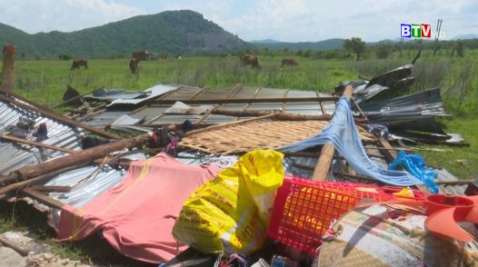 Mưa, giông lốc gây nhiều thiệt hại về tài sản của người dân xã Thuận Hòa, huyện HTB