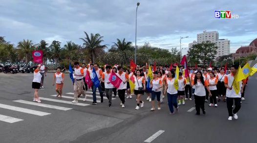 Ngày chạy Olympic - trường THPT Phan Chu Trinh