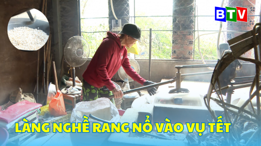 Làng nghề rang nổ vào vụ tết