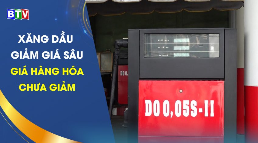 Xăng dầu giảm giá sâu, giá hàng hóa chưa giảm