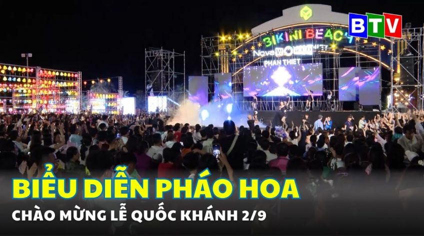 Biểu diễn pháo hoa chào mừng lễ Quốc khánh 2/9