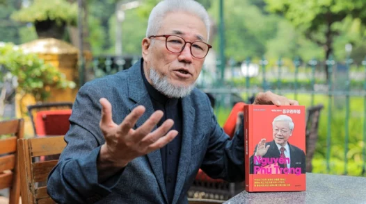 Tác giả Hàn Quốc viết sách về Tổng bí thư Nguyễn Phú Trọng: Tức tốc đến Việt Nam và rơi nước mắt