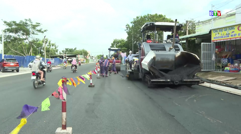 Phan Thiết: Công trình thi công xuyên lễ